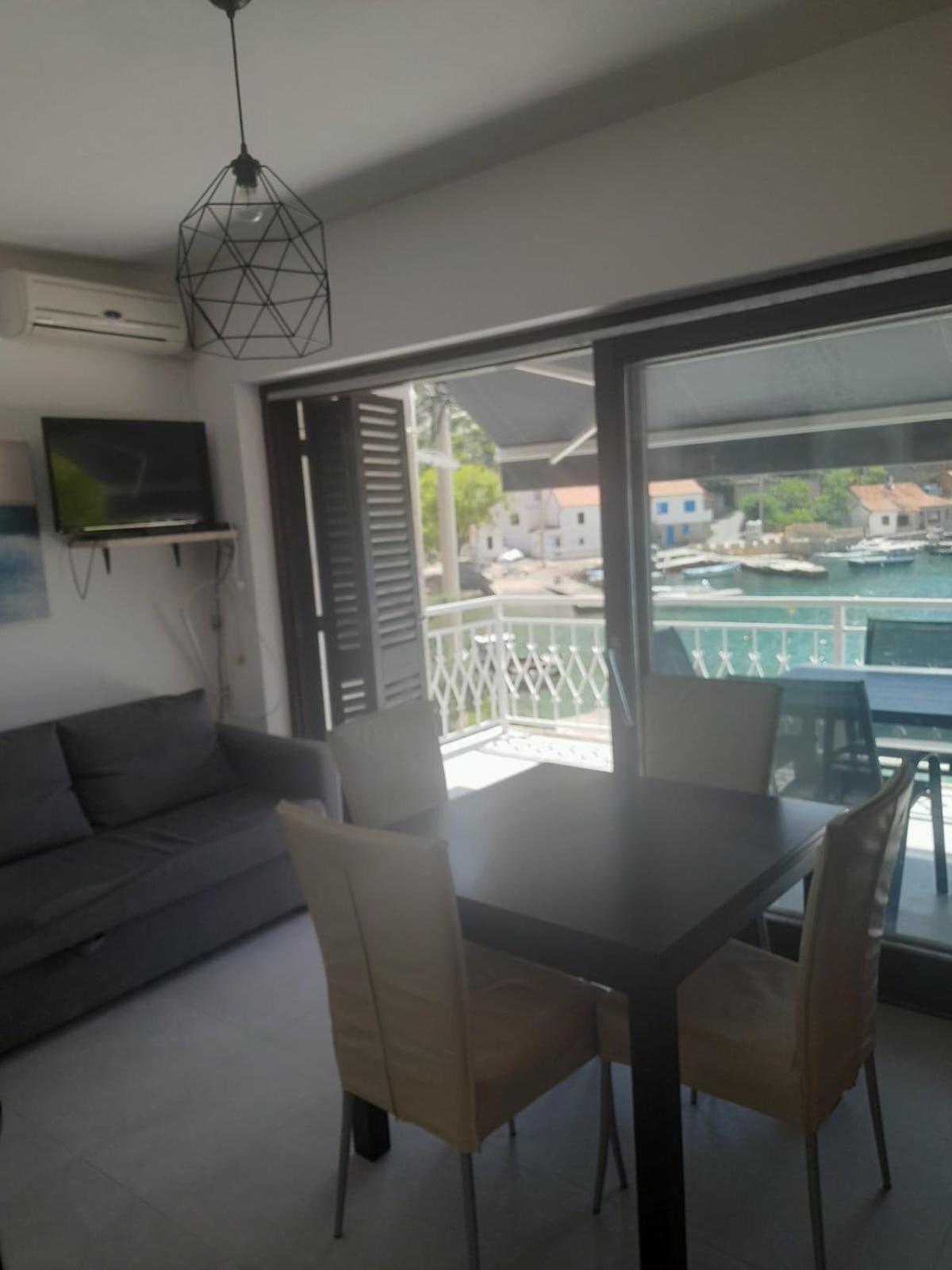 Apartmani Pulic Senj  Exterior foto