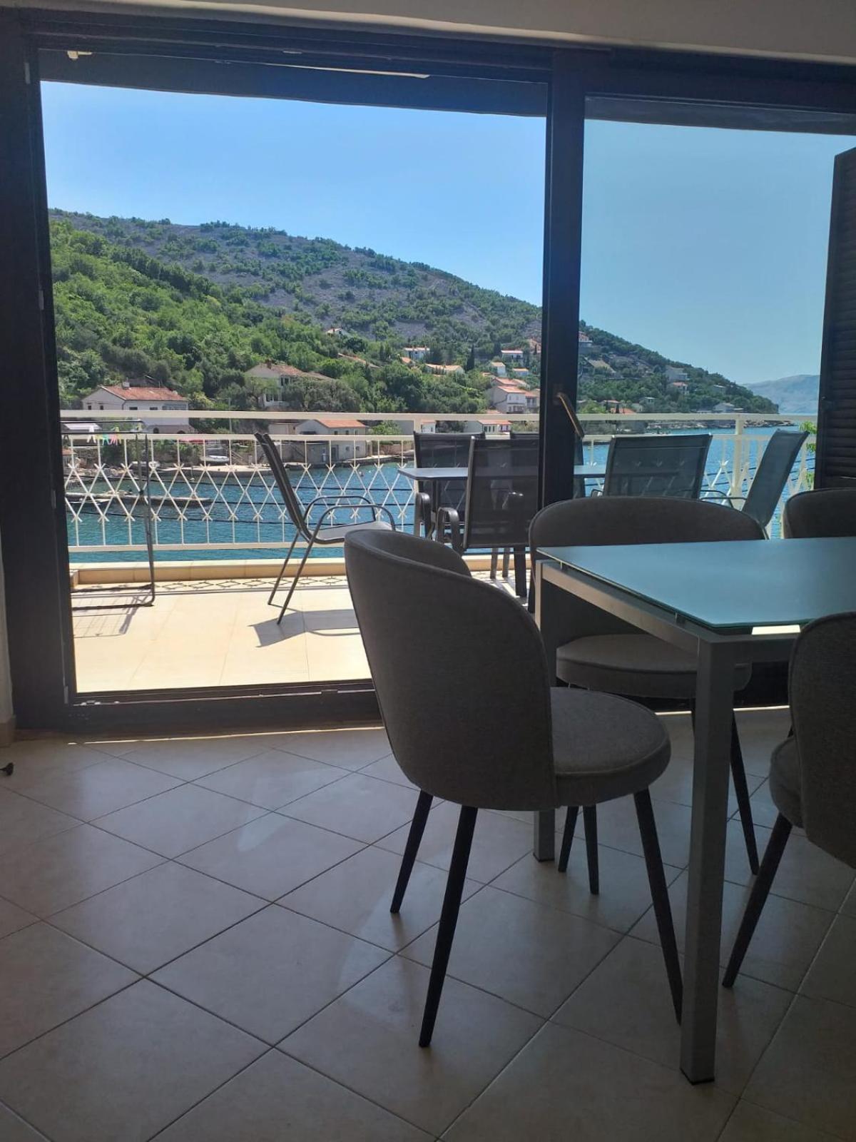 Apartmani Pulic Senj  Exterior foto